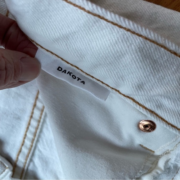 SLVRLAKE Dakota Ivory Destructed Straight Leg Jeans size 29 - Picture 7 of 16